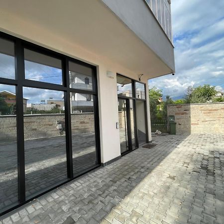 Franco Apartments Tirana Kültér fotó